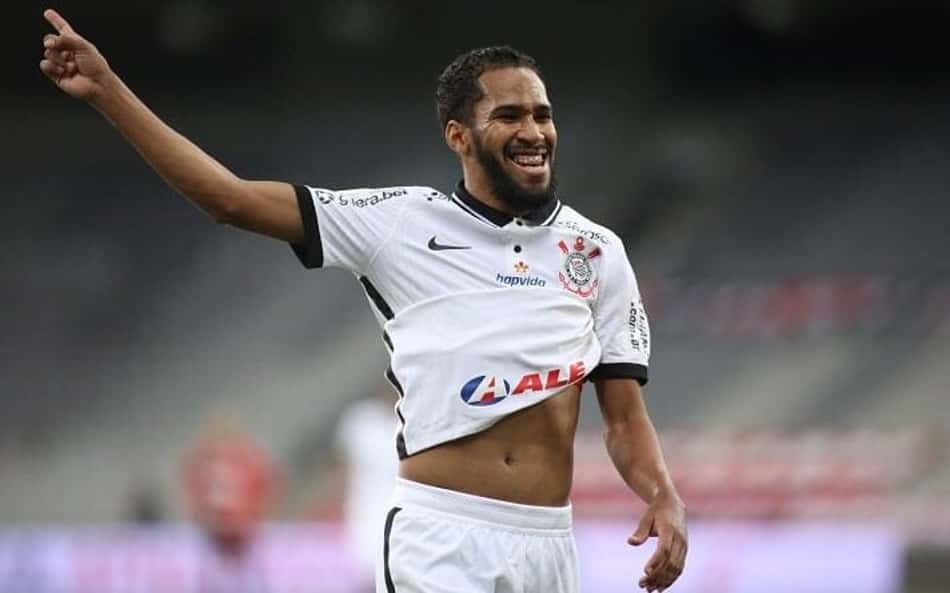 Everaldo - Athletico-PR x Corinthians