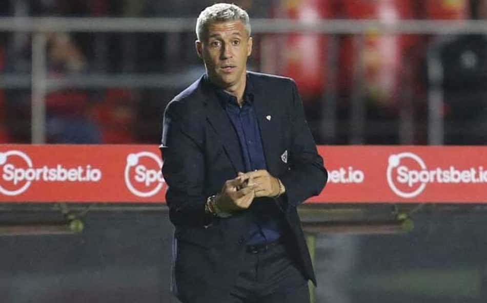 São Paulo: Crespo aparece como possível substituto de Zubeldía