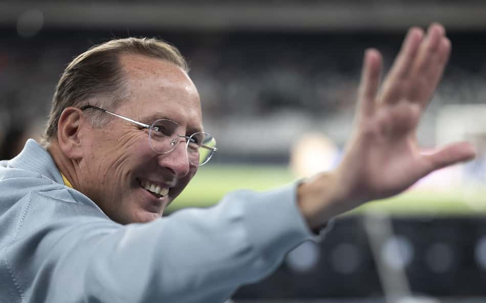 Textor é mais rico? Compare fortunas dos donos de PSG e Botafogo