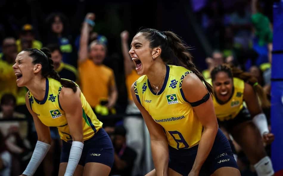 VNL: Julia Kudiess atualiza torcedores sobre desconforto no joelho