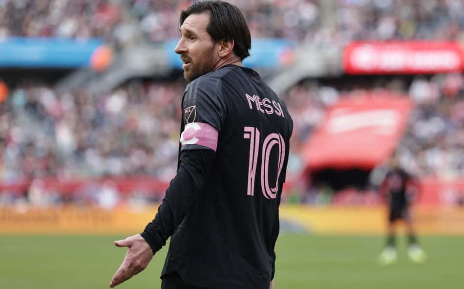Futuro de Messi segue indefinido às vésperas do Mundial de Clubes