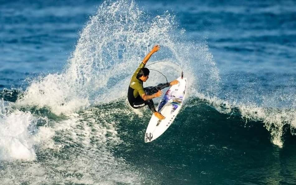 WSL: Miguel Pupo elimina Filipe Toledo de virada; veja o vídeo