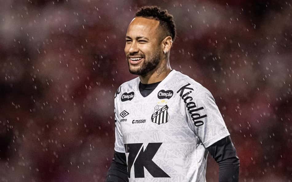 Neymar no aquecimento para o jogo contra o CRB