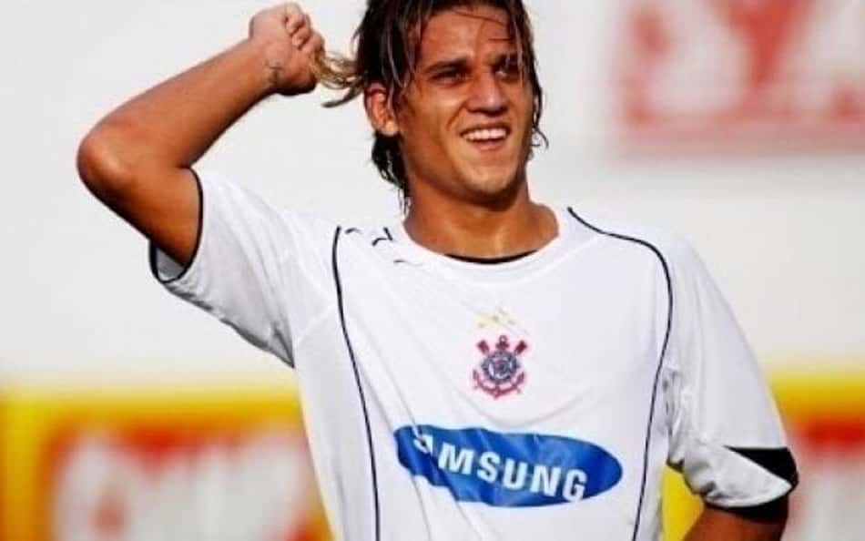 Por onde anda Rafael Moura, ex-Corinthians e Fluminense?