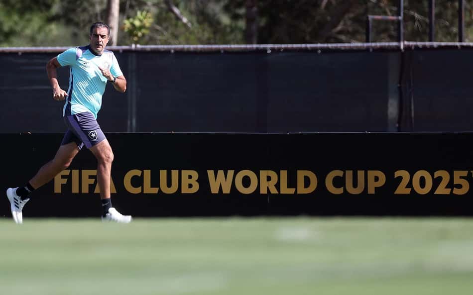 Botafogo faz último treino antes de 'decisão' no Mundial; veja provável escalação