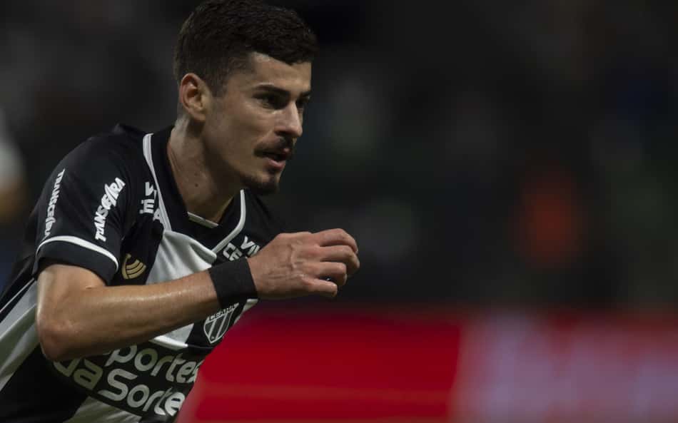 Rômulo elogia desempenho do Ceará em derrota para o Atlético-MG