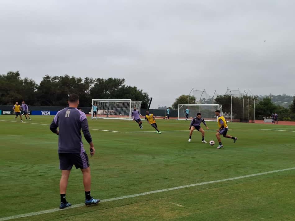 Botafogo treinou pela terceiro dia seguido em Santa Barbara para a estreia no Mundial de Clubes