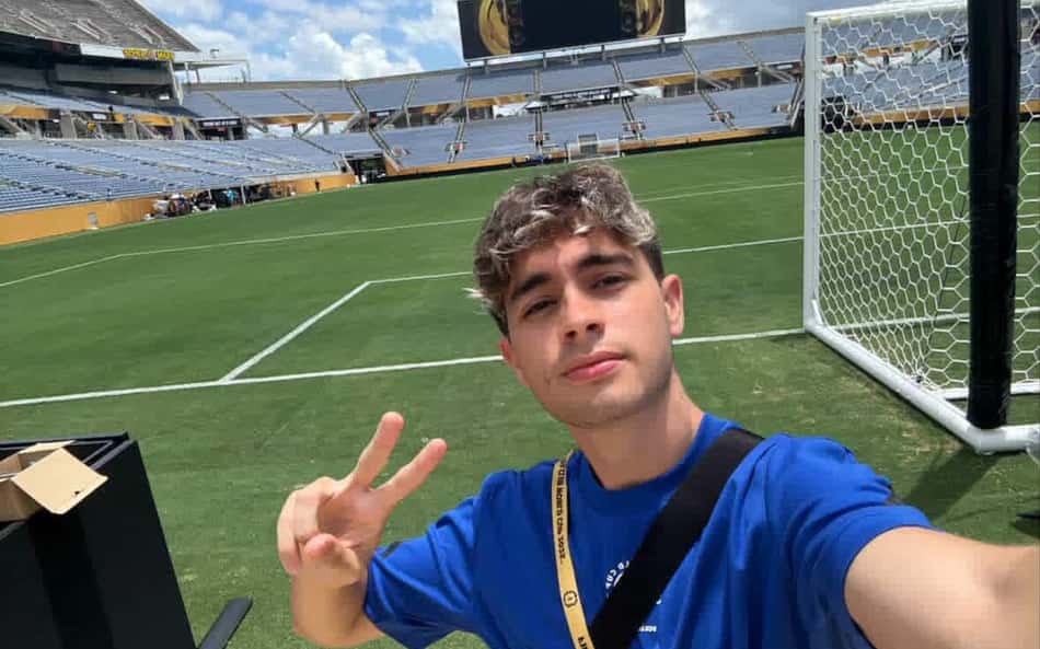 Brasileiro detalha 'experiência única' como voluntário no Mundial de Clubes