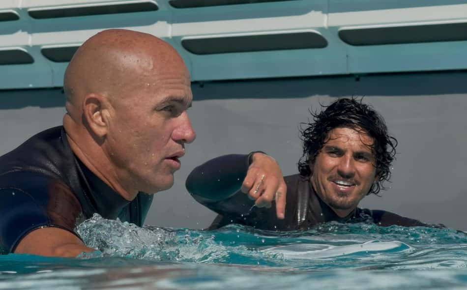 Gabriel Medina e Kelly Slater com Rodrigo Santoro em São Paulo