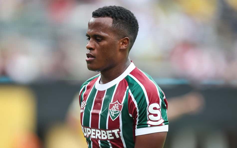 Arias fala sobre frustração com a eliminação do Fluminense
