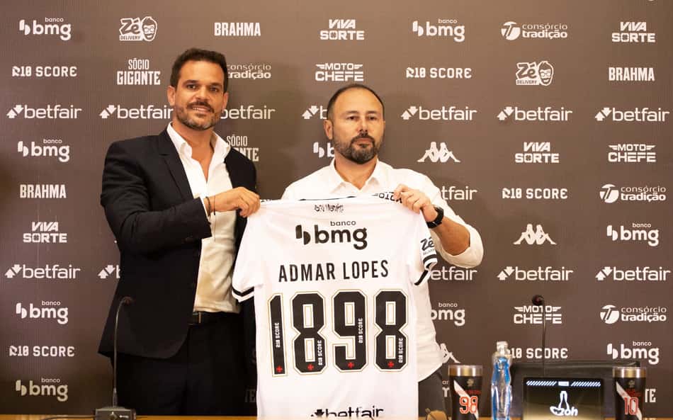 Mercado da Bola: veja quem chega, quem fica e quem sai do Vasco nesta janela