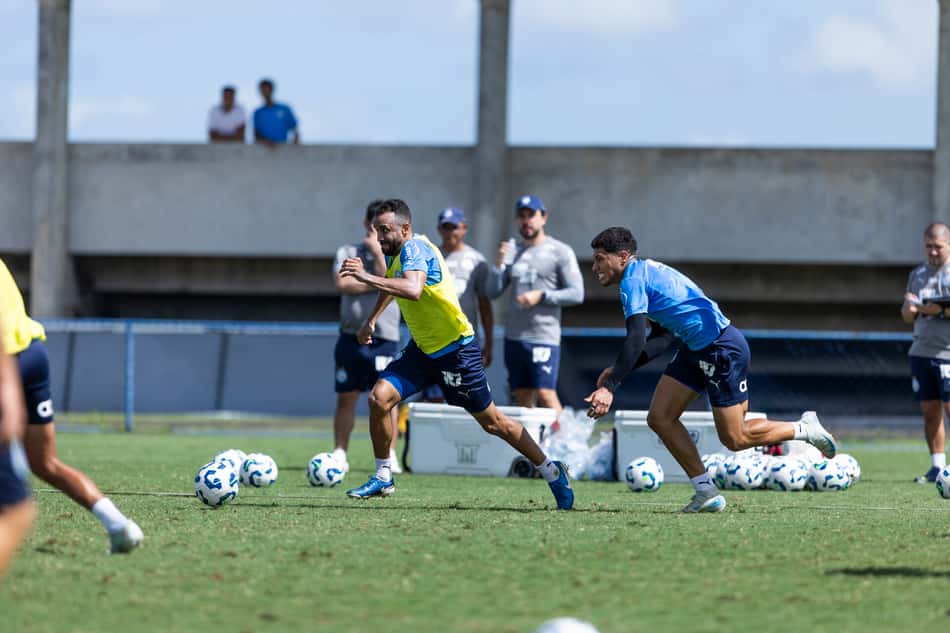 Caio Alexandre e Zé Guilherme em treino do Bahia (Foto: Letícia Martins / EC Bahia)