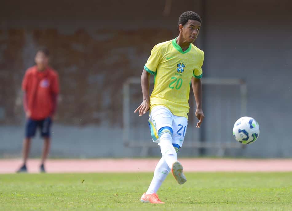 Davi Fraga em ação contra o Jacobina, pela Copa 2 de Julho (Foto: Jhony Pinho / Staff Images / CBF)