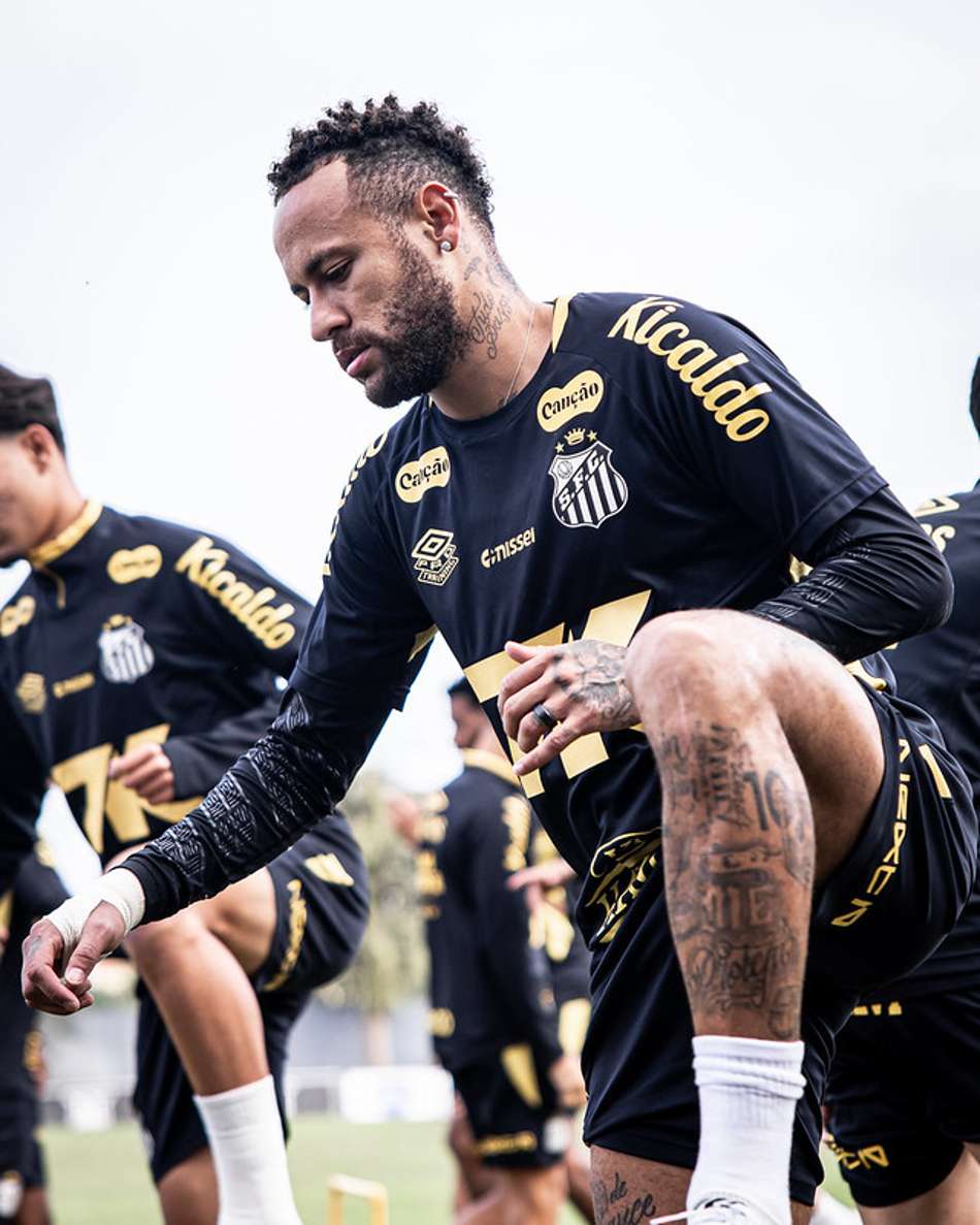 Neymar vai marcar presença no amistoso diante da Desportiva Ferroviária, no Espírito Santo. (Foto: Raul Baretta/ Santos FC)