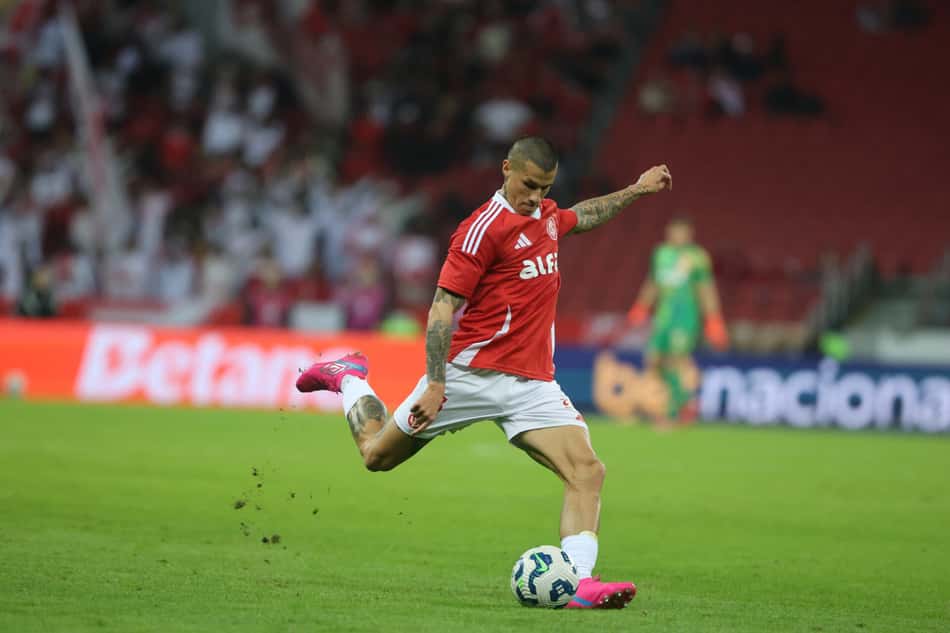 Estreia de Alan Benítez pelo Internacional