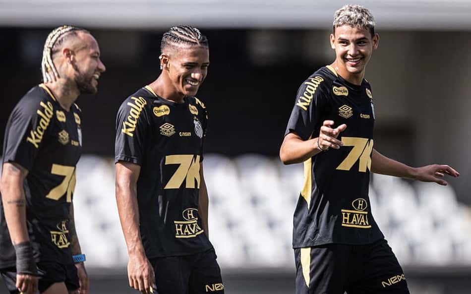 Santos divulga programação de treinos da semana
