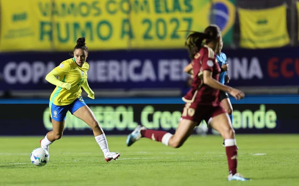 Dudinha, da Seleção Brasileira e do São Paulo, chama atenção de clubes do exterior. (Foto: Lívia Villas Boas / CBF)