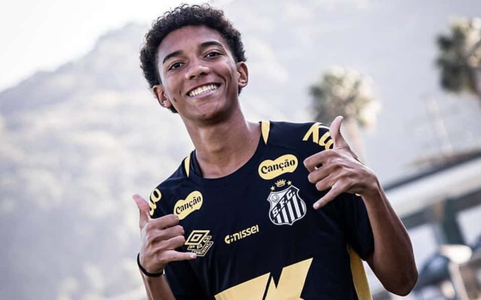 Santos divulga lista de relacionados para duelo contra o Flamengo