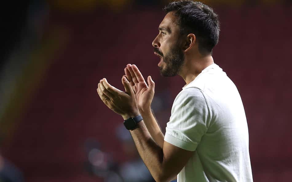 Davide Ancelotti elogia atuação de reservas e faz promessa ao elenco do Botafogo