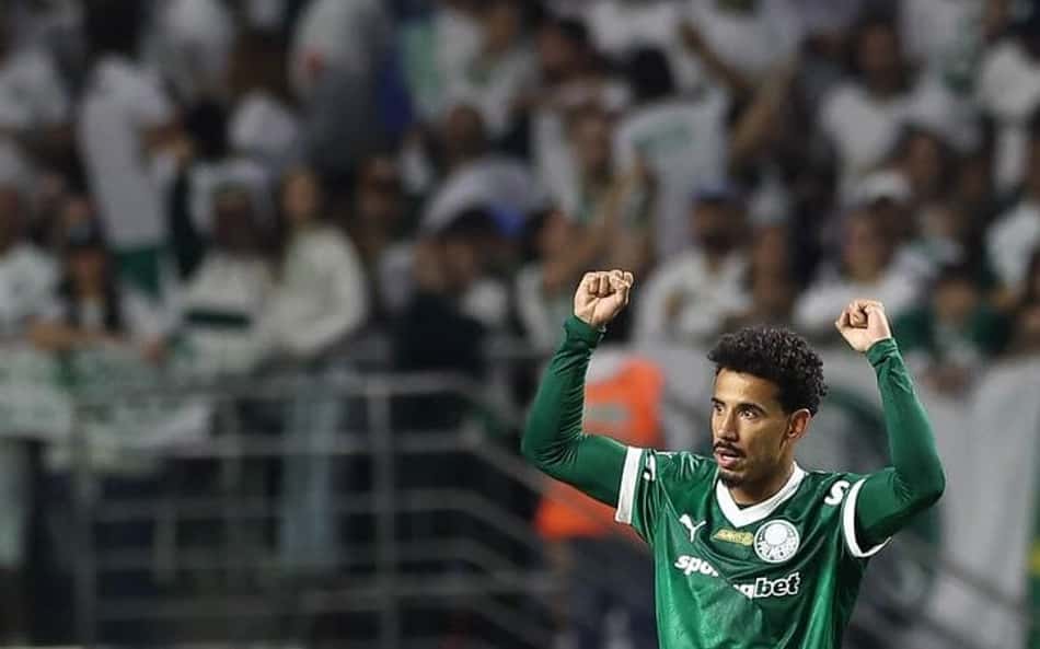 Evangelista celebra primeiro gol pelo Palmeiras, e Abel revela se volante será substituto de Ríos