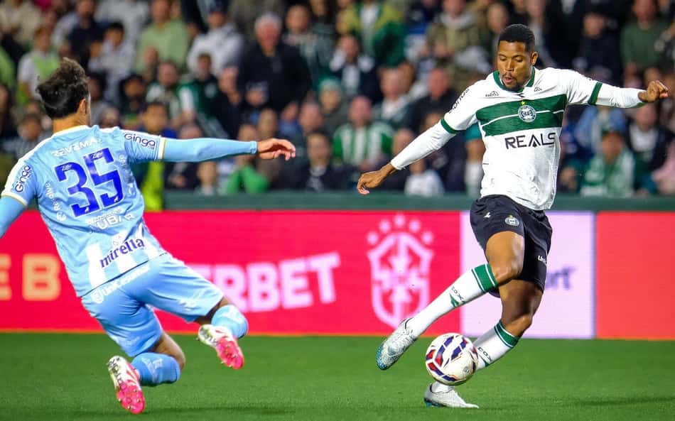 Série B: Coritiba empata, e Goiás pode abrir vantagem na liderança