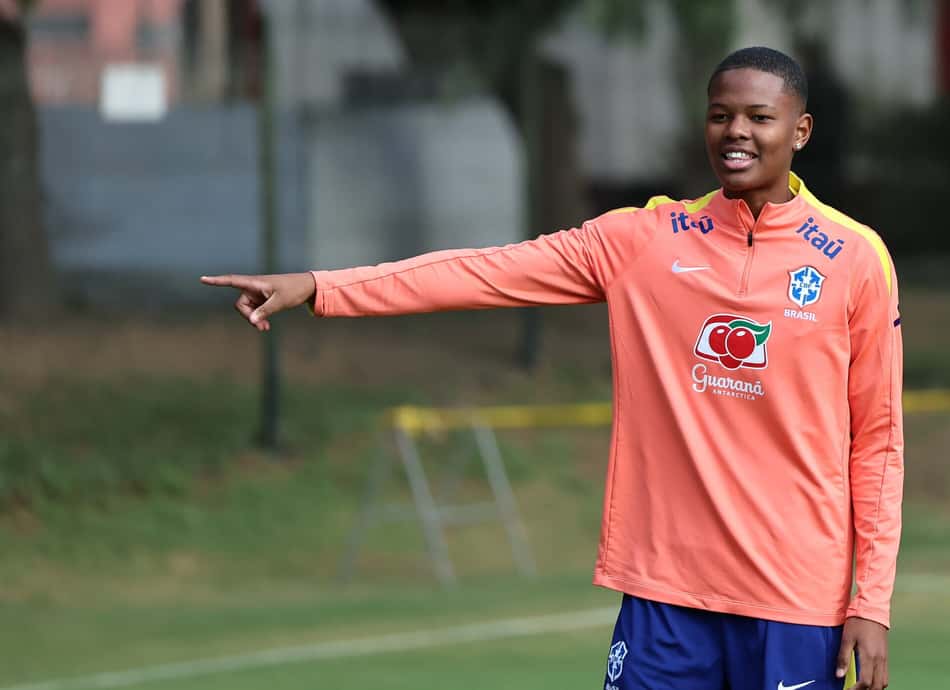 Jhonson, craque do Corinthians, durante treino da Seleção em Quito. (Foto: Lívia Villas Boas / CBF)