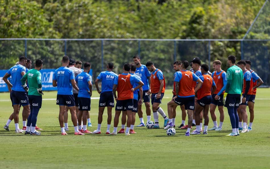 Veja desfalques, dúvidas e provável escalação do Bahia contra o Juventude
