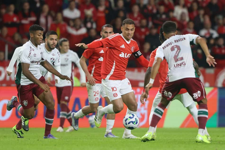 Alan Patrick, meia do Internacional