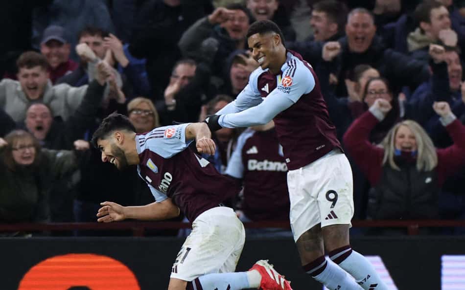 Aston Villa anuncia saídas de medalhões do elenco