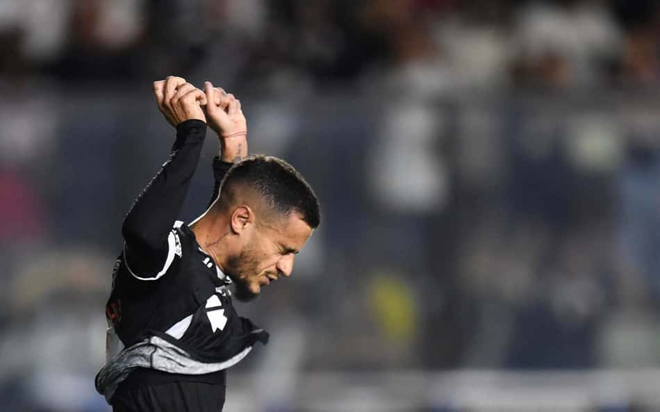 Philippe Coutinho será julgado por expulsão em Vasco x Fortaleza