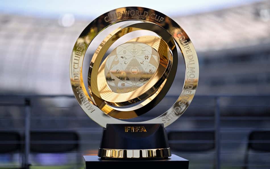 Jornalista da Globo compara novo Mundial com Copa do Mundo: 'É maior'
