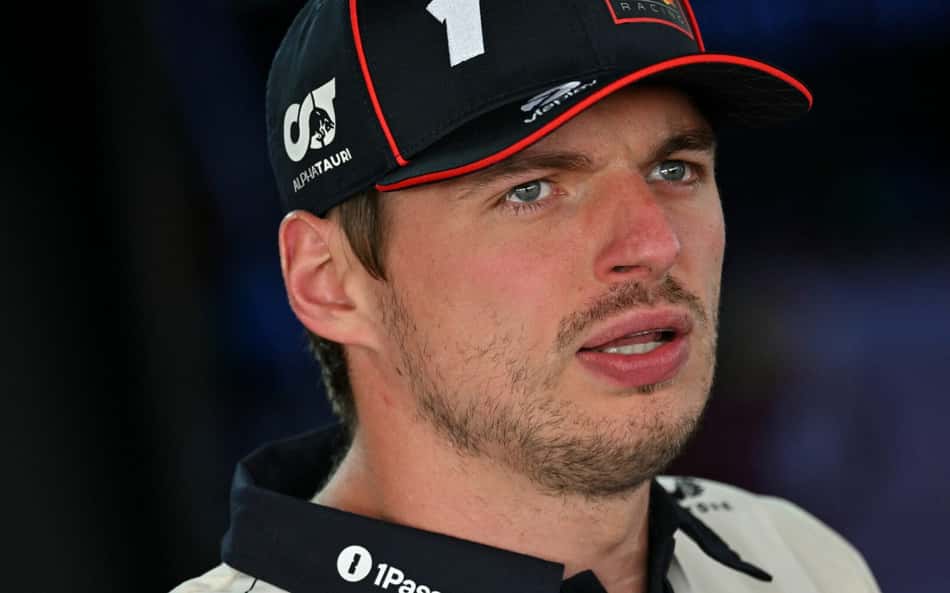 Max Verstappen 'desiste' de disputa contra McLaren por título da F1