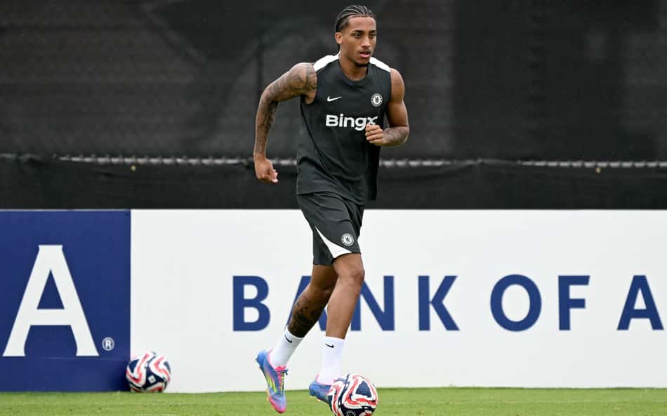 Contra o Palmeiras, Chelsea aposta em João Pedro após gastar R$ 4 bilhões em atacantes