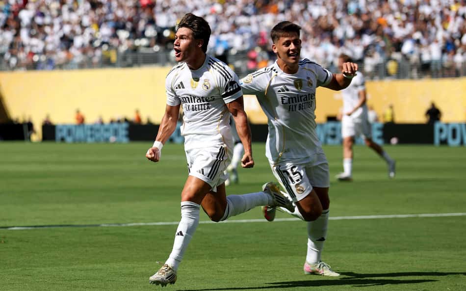 Jogador do Real Madrid se encanta com brasileiros do clube: 'Maiores que existiram'