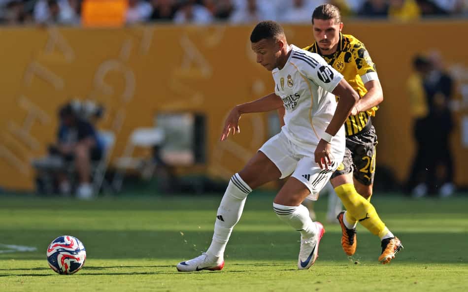 Gol de Mbappé sobre o Borussia Dortmund viraliza: 'Joga muito'