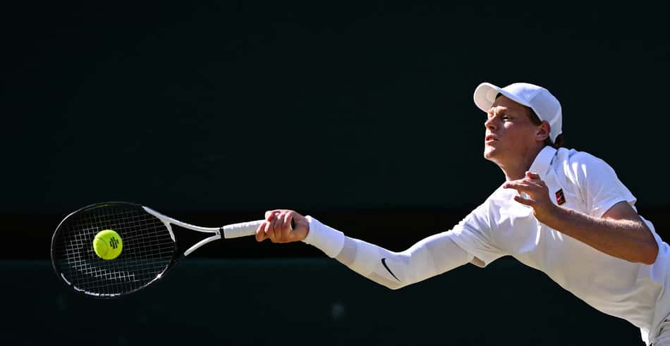 Sinner busca final inédita na carreira (Foto: Glyn KIRK / AFP)