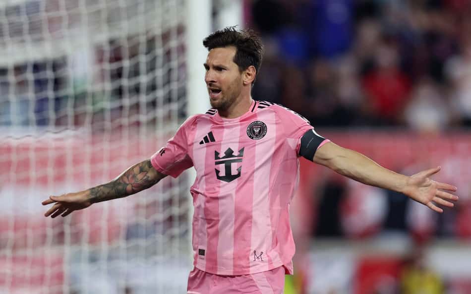 Messi marca duas vezes em goleada do Inter Miami; confira os gols