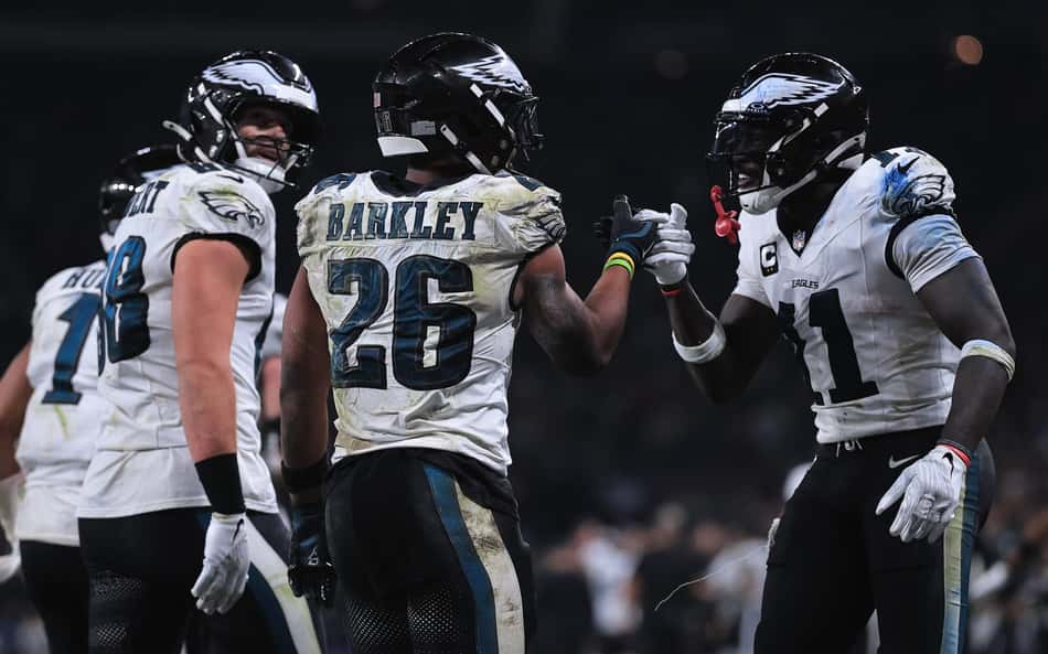 Com homenagem ao Brasil, Eagles revela anel de campeão da NFL; veja