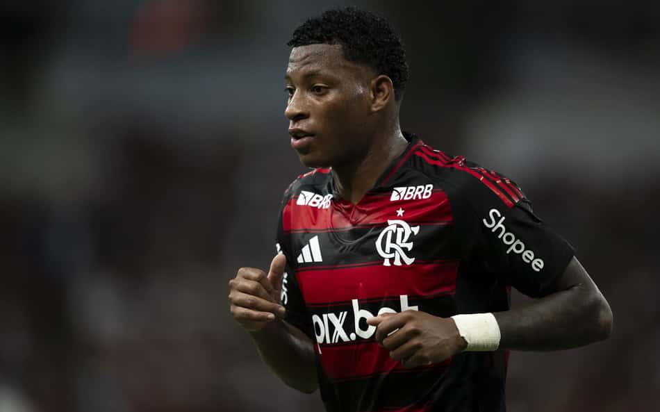 Flamengo tem Allan e Plata à disposição contra o Atlético-MG
