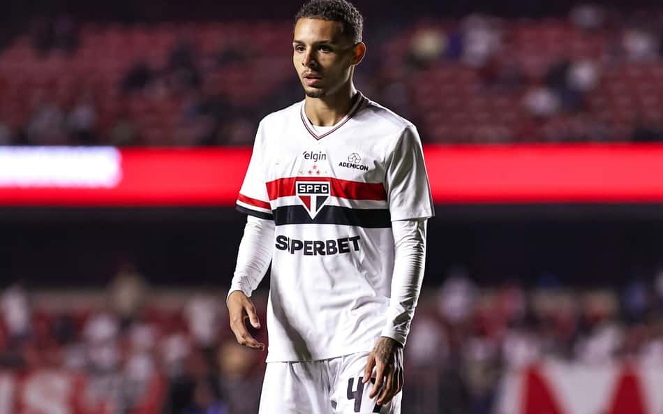 São Paulo: Matheus Alves viaja para Rússia para fazer exames e acertar com CSKA