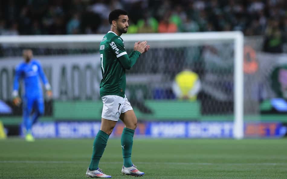 Palmeiras atualiza quadro médico e perde Felipe Anderson por lesão
