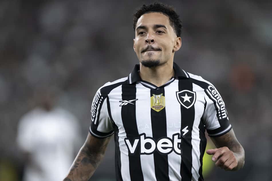 Gregore em campo pelo Botafogo