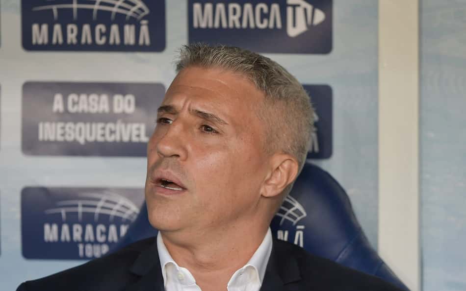 Assista na íntegra à coletiva de Hernán Crespo após derrota do São Paulo