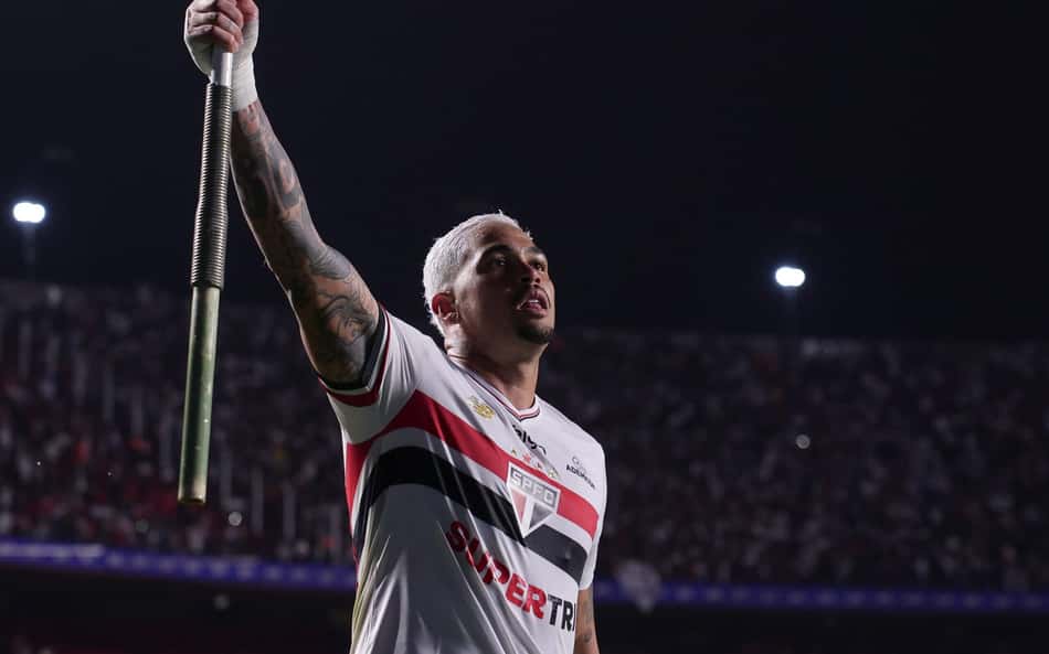 São Paulo amplia marca contra o Corinthians no Brasileirão