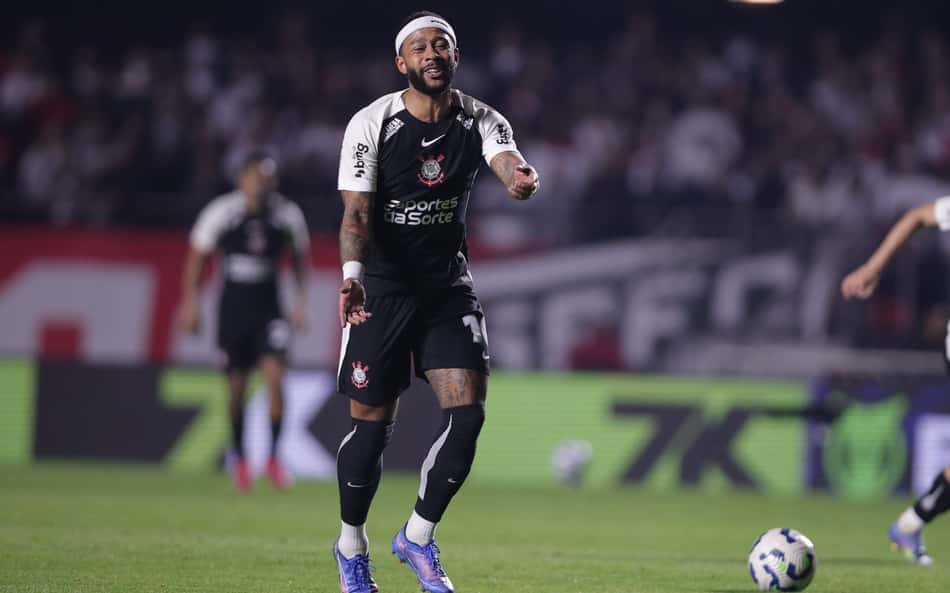Romero analisa atitude de Memphis em derrota do Corinthians: 'Todo mundo igual'
