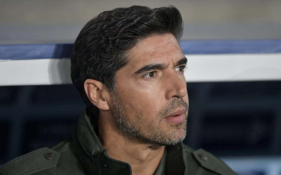 Abel rebate críticas sobre trabalho no Palmeiras e dispara: 'Fazem de propósito'