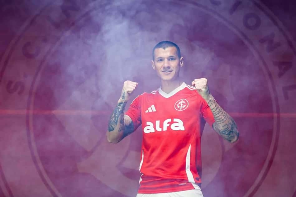 Alan Benítez, latera-direito do Internacional
