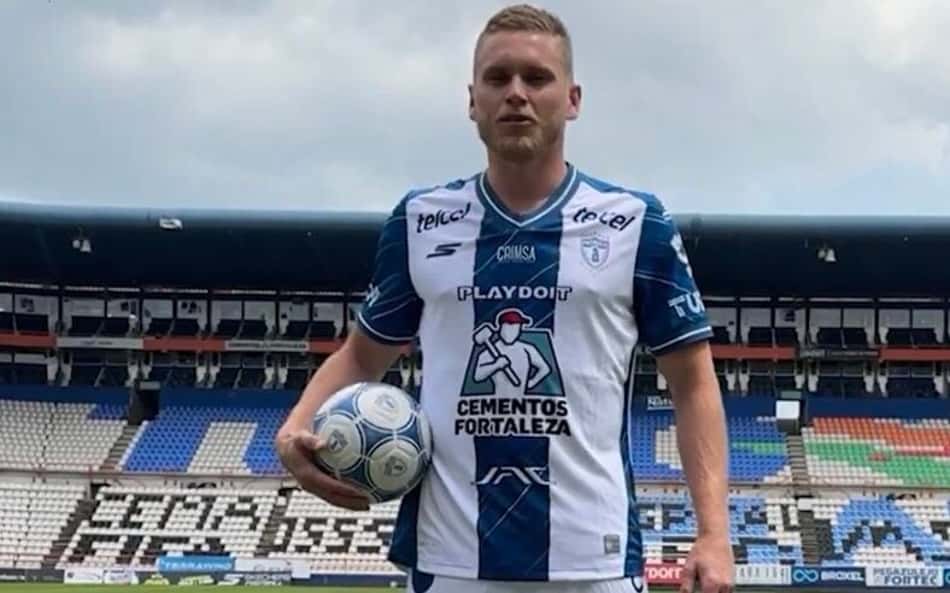 Atacante Alemão sendo apresentado no Pachuca-MEX