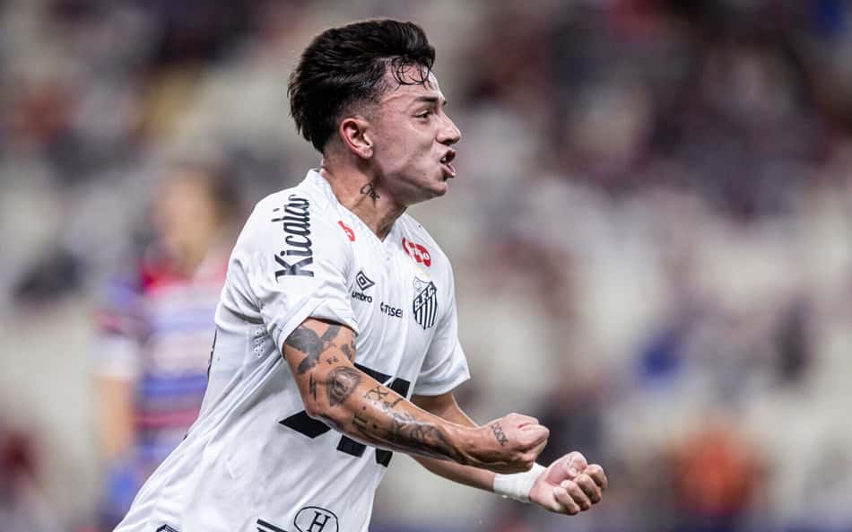 Barreal projeta duelo entre Santos e Flamengo: 'Vai ser um jogo complicado'
