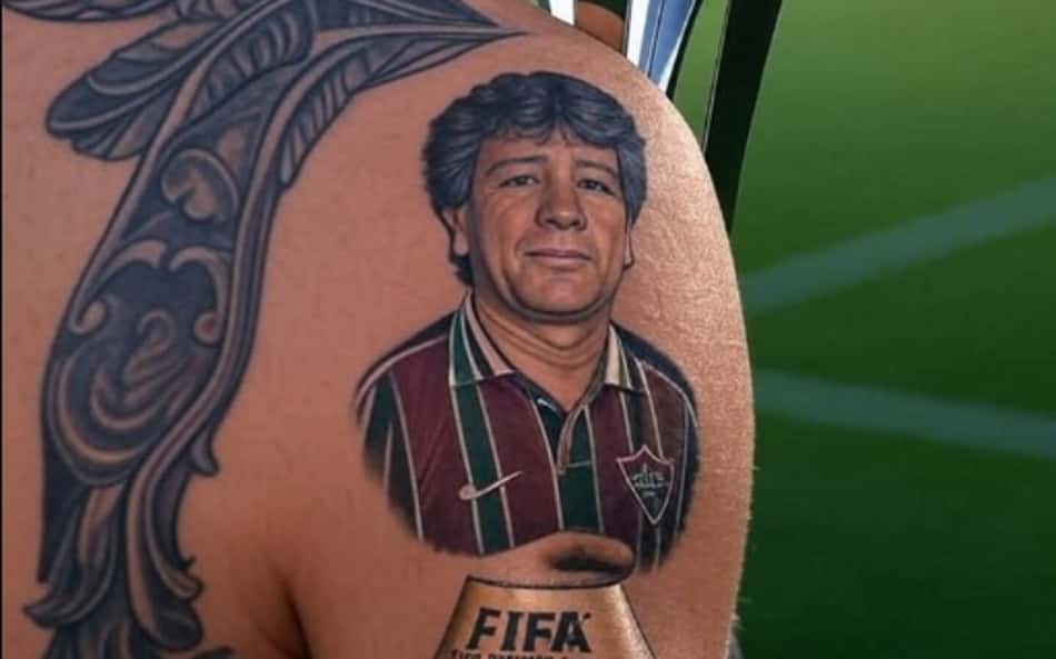 Torcedora do Fluminense promete 'prova de amor' em caso de título do Mundial